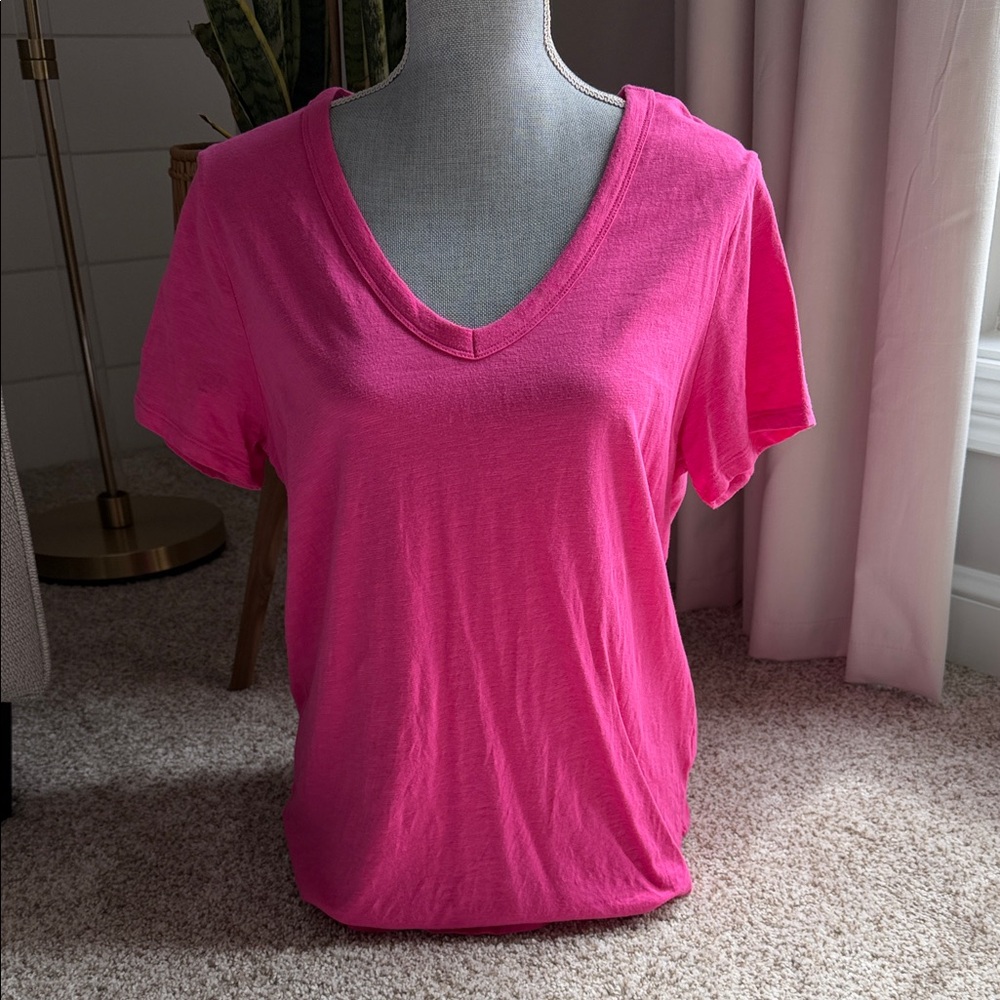 GAP Bright Pink V-Neck Short Sleeve Tee
